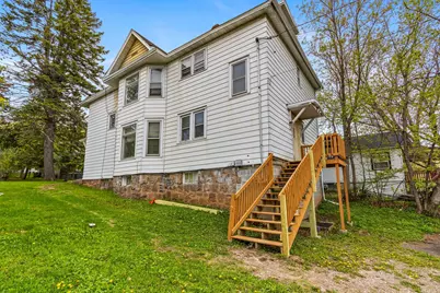 1122 E 5th Street, Duluth, MN 55805 - Photo 3