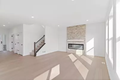 911 Milborne Lane NW, Rochester, MN 55901 - Photo 7
