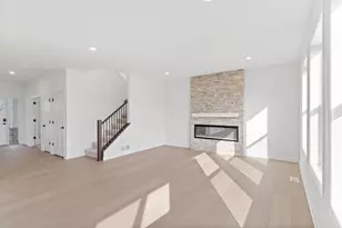 911 Milborne Ln NW, Rochester, MN 55901 - Photo 7