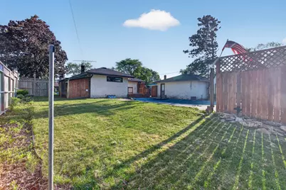 1502 Sherren Avenue E, Maplewood, MN 55109 - Photo 23