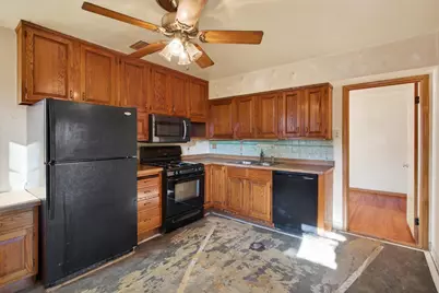 1502 Sherren Avenue E, Maplewood, MN 55109 - Photo 5