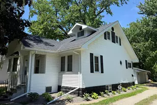 211 2nd St SE, New Richland, MN 56072 - Photo 5