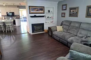 314 Meredith Rd, Albert Lea, MN 56007 - Photo 3