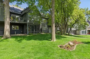 2228 Sherwood Ct, Minnetonka, MN 55305 - Photo 33