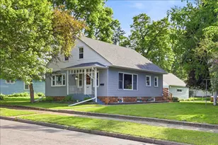 430 Morrison St, Mora, MN 55051 - Photo 1