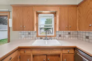 1455 Schletti St, Saint Paul, MN 55117 - Photo 9