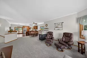 801 Grandview Ct SE, Stewartville, MN 55976 - Photo 7