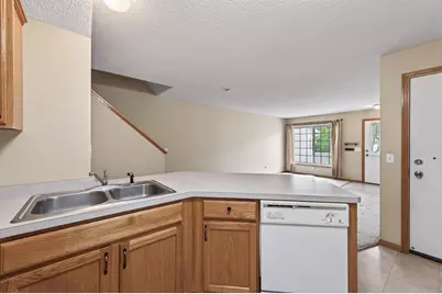 8639 Quarry Ridge Lane #I, Woodbury, MN 55125 - Photo 7