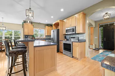 618 Tupelo Way, Chaska, MN 55318 - Photo 15