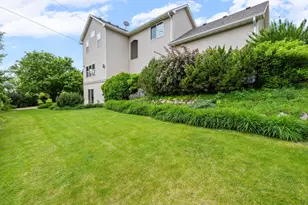 618 Tupelo Way, Chaska, MN 55318 - Photo 51