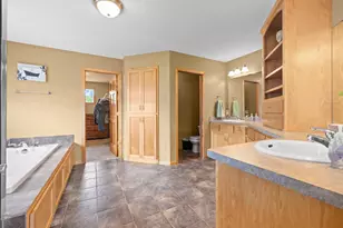 618 Tupelo Way, Chaska, MN 55318 - Photo 29