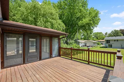 3248 Brunswick Avenue N, Crystal, MN 55422 - Photo 13