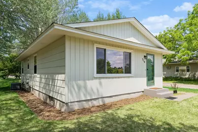 310 18th Avenue SE, Cambridge, MN 55008 - Photo 3