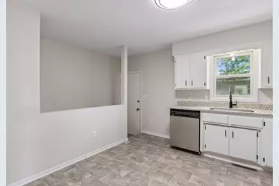 310 18th Avenue SE, Cambridge, MN 55008 - Photo 11