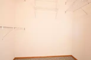 800 Buckingwood Ct, Chanhassen, MN 55317 - Photo 15