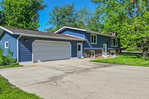 102 Ross Garden NW, Alexandria, MN 56308 - Photo 35