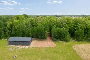 12271 Auburn Rd, Grasston, MN 55030 - Photo 3