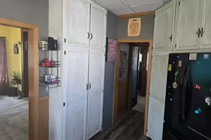 215 W 4th St, Fairmont, MN 56031 - Photo 5