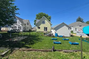 215 W 4th St, Fairmont, MN 56031 - Photo 3