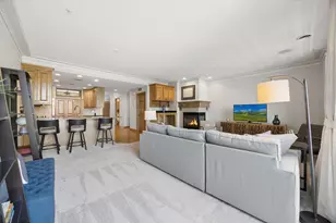 365 Willoughby Way W, Minnetonka, MN 55305 - Photo 11