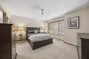 365 Willoughby Way W, Minnetonka, MN 55305 - Photo 21