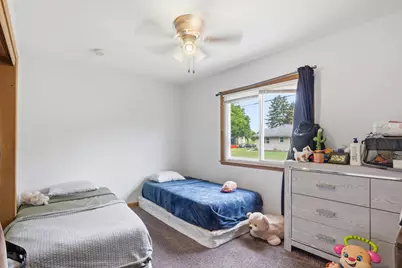 2311 53rd Avenue N, Minneapolis, MN 55430 - Photo 17