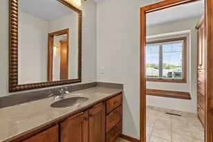 1634 Isabella Pkwy, Chaska, MN 55318 - Photo 63