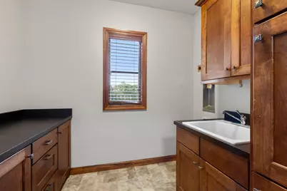 1634 Isabella Parkway, Chaska, MN 55318 - Photo 43