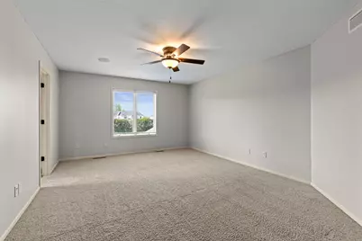 1634 Isabella Parkway, Chaska, MN 55318 - Photo 49