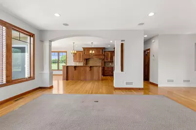 1634 Isabella Parkway, Chaska, MN 55318 - Photo 23