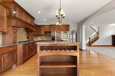1634 Isabella Parkway, Chaska, MN 55318 - Photo 31