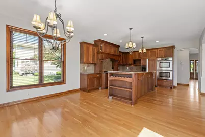 1634 Isabella Parkway, Chaska, MN 55318 - Photo 29