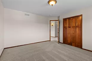 1634 Isabella Pkwy, Chaska, MN 55318 - Photo 61