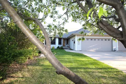 1524 Creek Lane, Northfield, MN 55057 - Photo 5