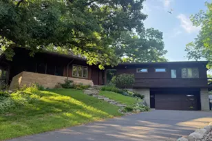 516 Turnpike Rd, Golden Valley, MN 55416 - Photo 1