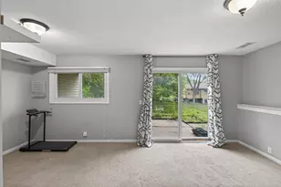 841 Evergreen Cir, Burnsville, MN 55337 - Photo 17