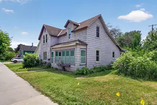 515 N Cedar St, Chaska, MN 55318 - Photo 23