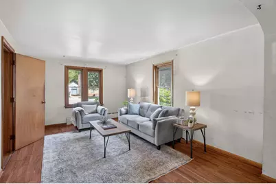 515 N Cedar Street, Chaska, MN 55318 - Photo 5
