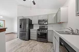 14195 Vale St NW, Andover, MN 55304 - Photo 11