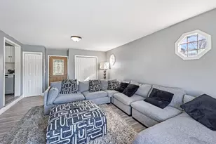 7700 Sierra Pkwy, Brooklyn Park, MN 55444 - Photo 5