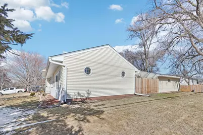 7700 Sierra Parkway, Brooklyn Park, MN 55444 - Photo 27