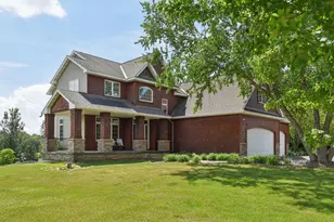 12621 246th St, Chisago City, MN 55013 - Photo 3
