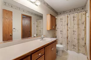 6247 Albert Ln, North Branch, MN 55056 - Photo 13