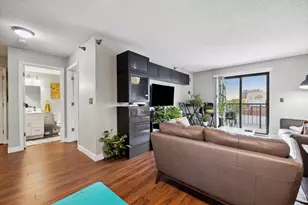 78 10th St E, Saint Paul, MN 55101 - Photo 31