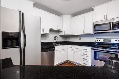 78 10th Street E #506, Saint Paul, MN 55101 - Photo 1