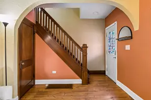1037 Kent St, Saint Paul, MN 55117 - Photo 3