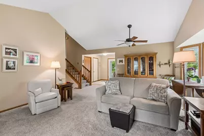 3996 Woodview Drive, Vadnais Heights, MN 55127 - Photo 11