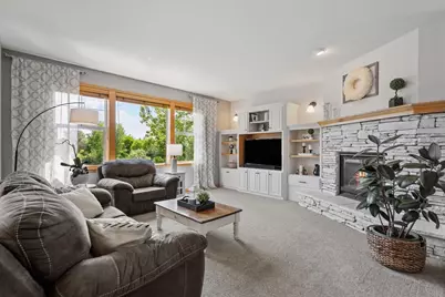 17662 Hayes Avenue, Lakeville, MN 55044 - Photo 7