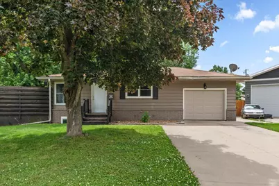 402 Sunset Court NE, Stewartville, MN 55976 - Photo 5