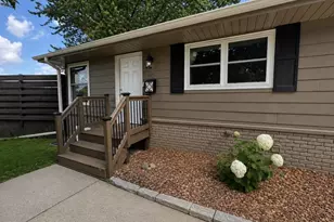402 Sunset Ct NE, Stewartville, MN 55976 - Photo 1